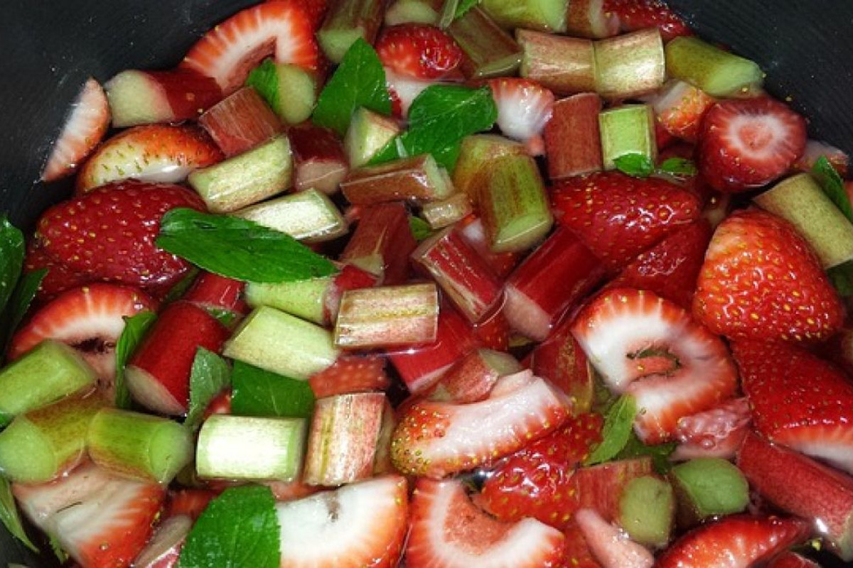 How to use rhubarb in the kitchen?